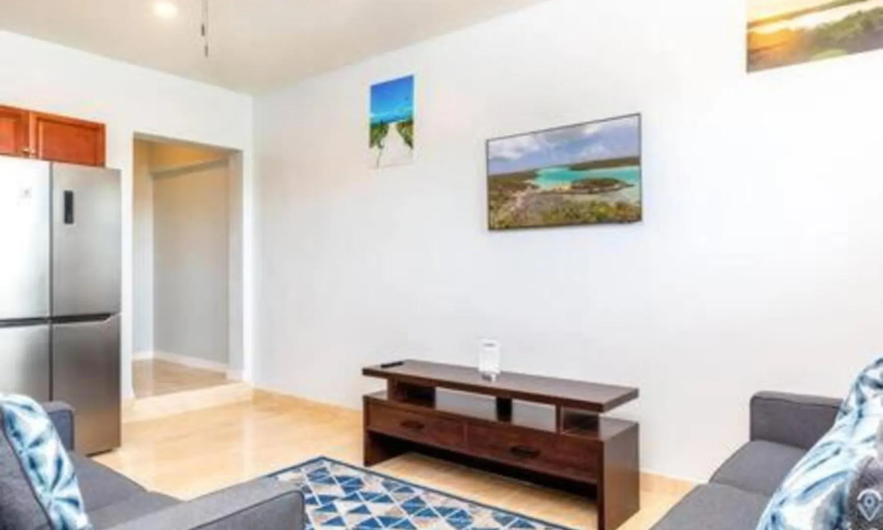 Charming Guest House Near Chalk Sound And The Beach Taylor Bay Beach Holiday home